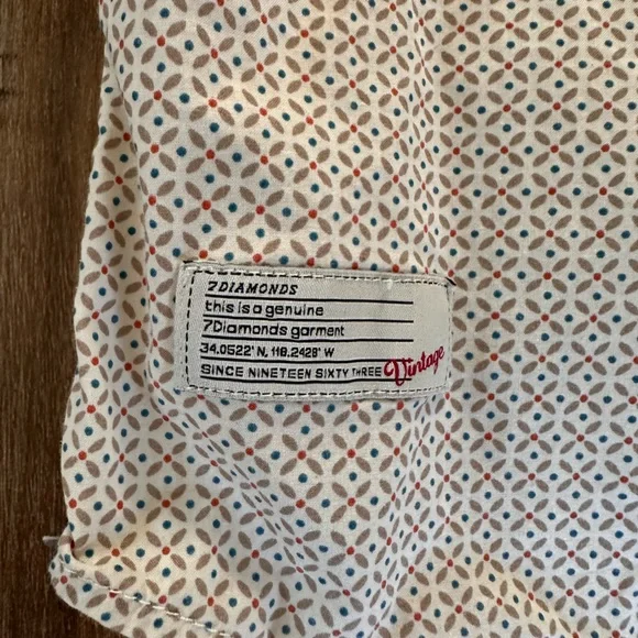 7 Diamonds Men's Vintage Button Down Shirt - White with Multicolor‎ Design - Picture 4 of 5